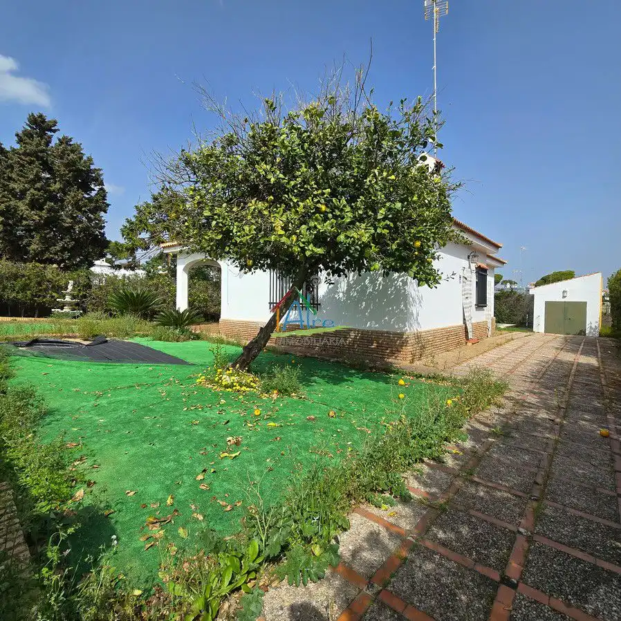 Chalet con piscina en venta en Retama, imagen 4