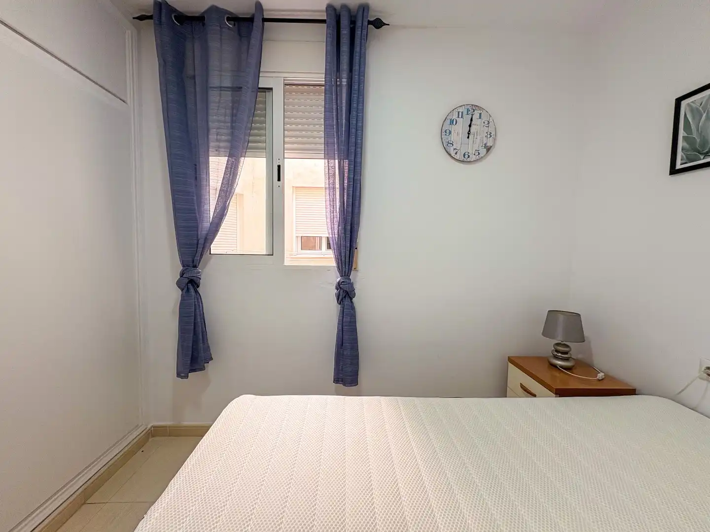 Habitación de Piso en venta en Pilar de la Horadada con Terraza, Trastero y Amueblado