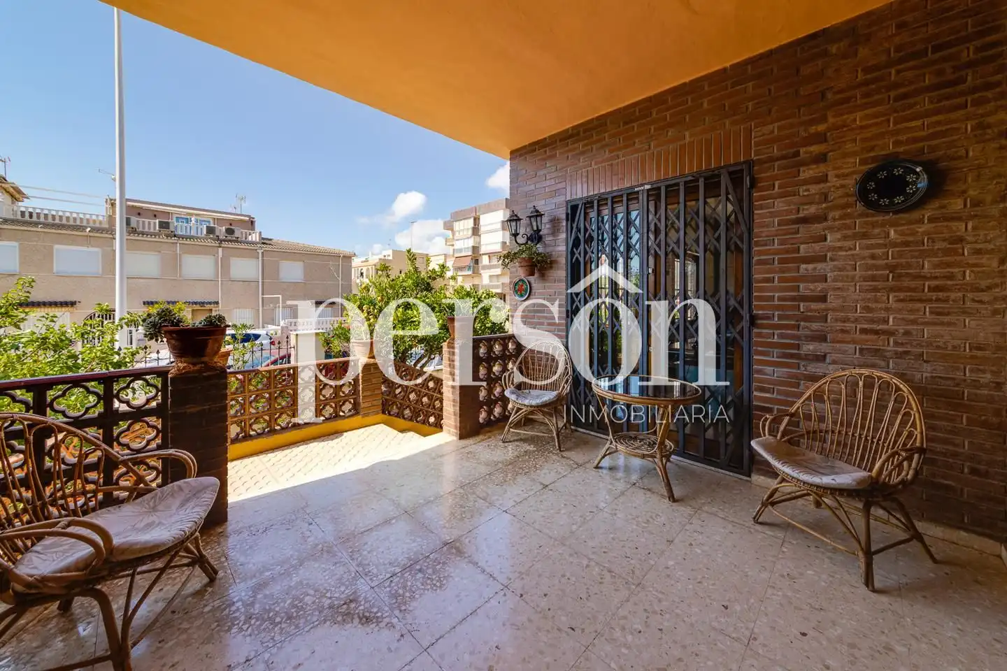 Villa mit Garten zum Verkauf in La Mata, imagen 3