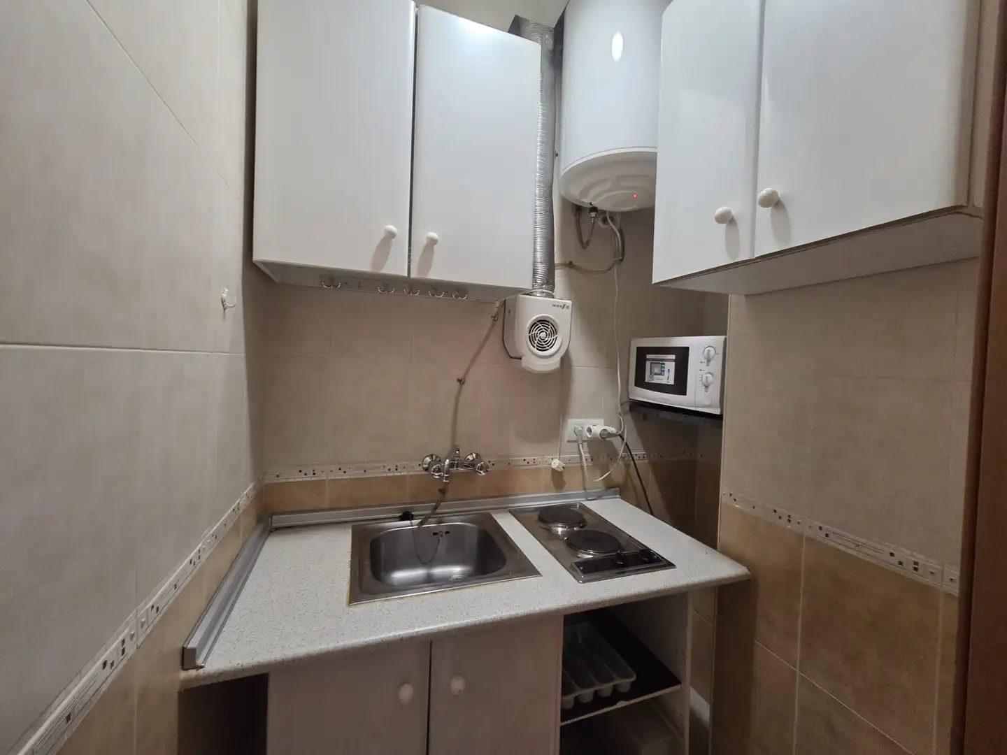 Study for rent in Plaza de Fortuny, 24, San Matías - Realejo