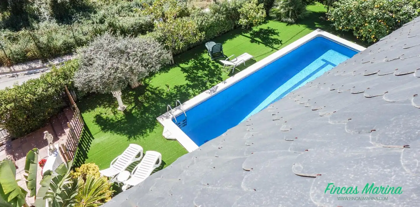 Swimming pool of Houses for sale in Gavà  with Heating, Private garden and Parquet flooring