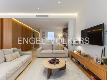 Piso con balcón en venta en Carrer de Quevedo