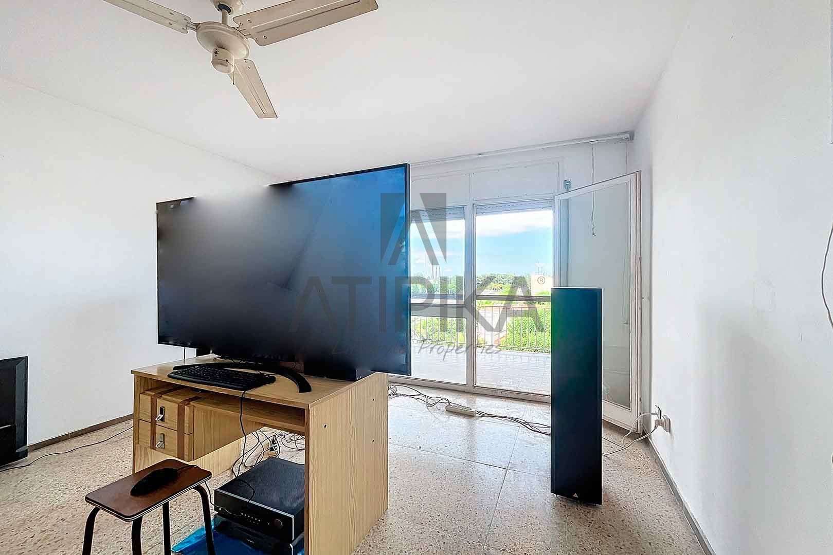Sala d'estar de Pis en venda en Castelldefels amb Terrassa, Traster i Forn