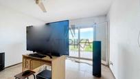 Living room of Flat for sale in Castelldefels  with Terrace, Storage room and Oven