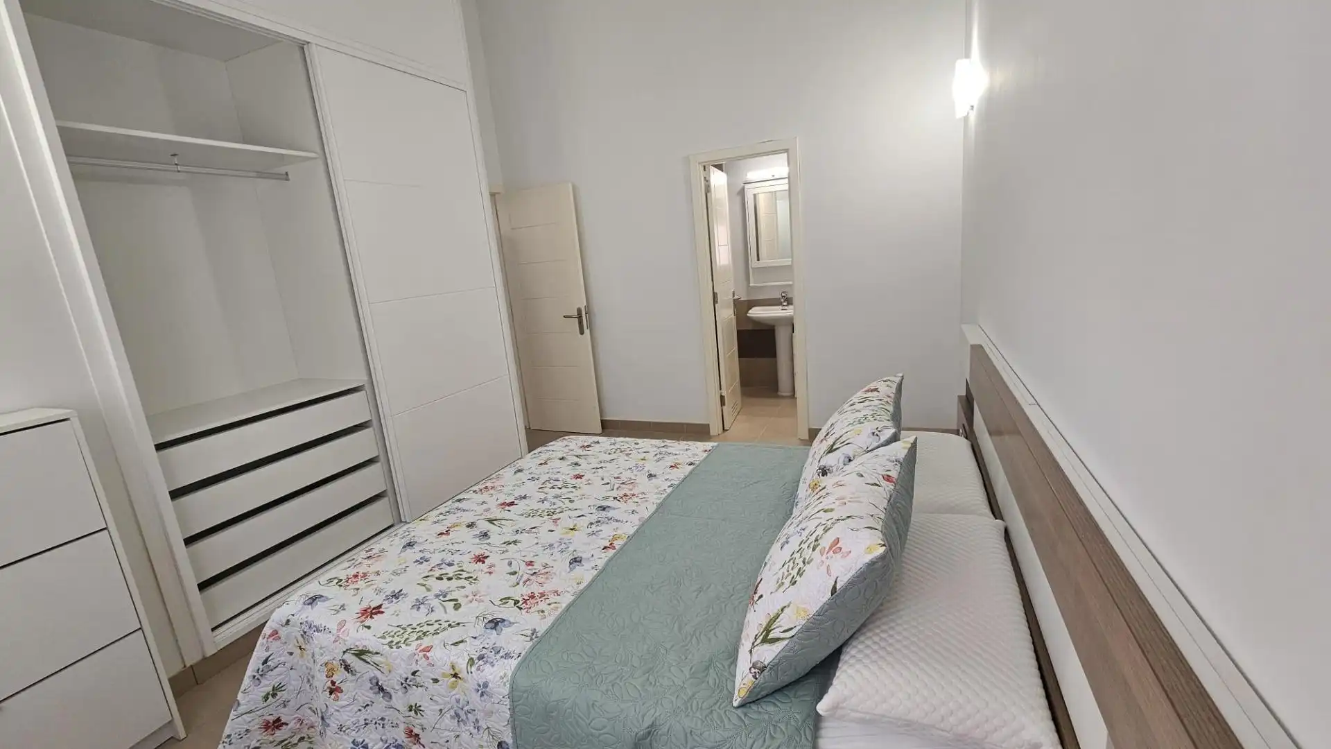 Habitación de Piso en venta en Telde con Amueblado