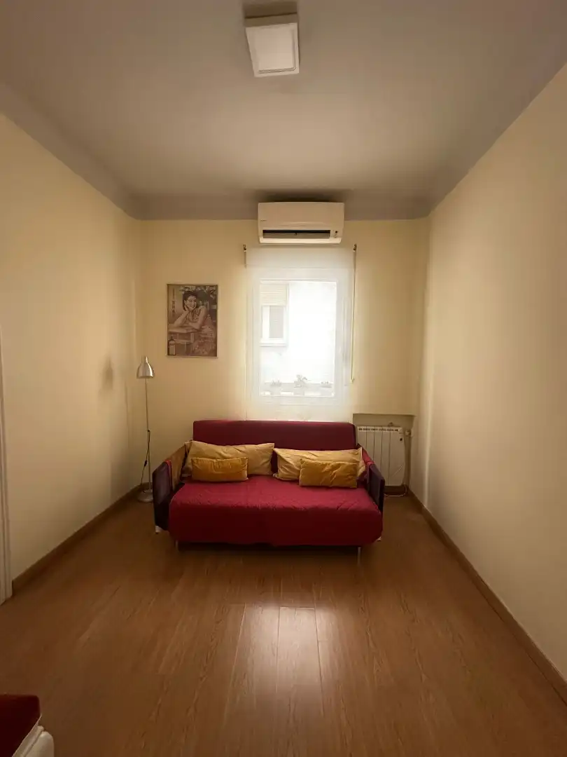 Sala de estar de Piso de alquiler en Madrid con Aire acondicionado, Calefacción y Amueblado
