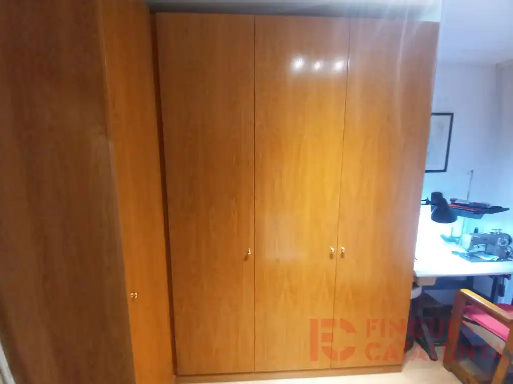 Dormitori de Pis en venda en Girona