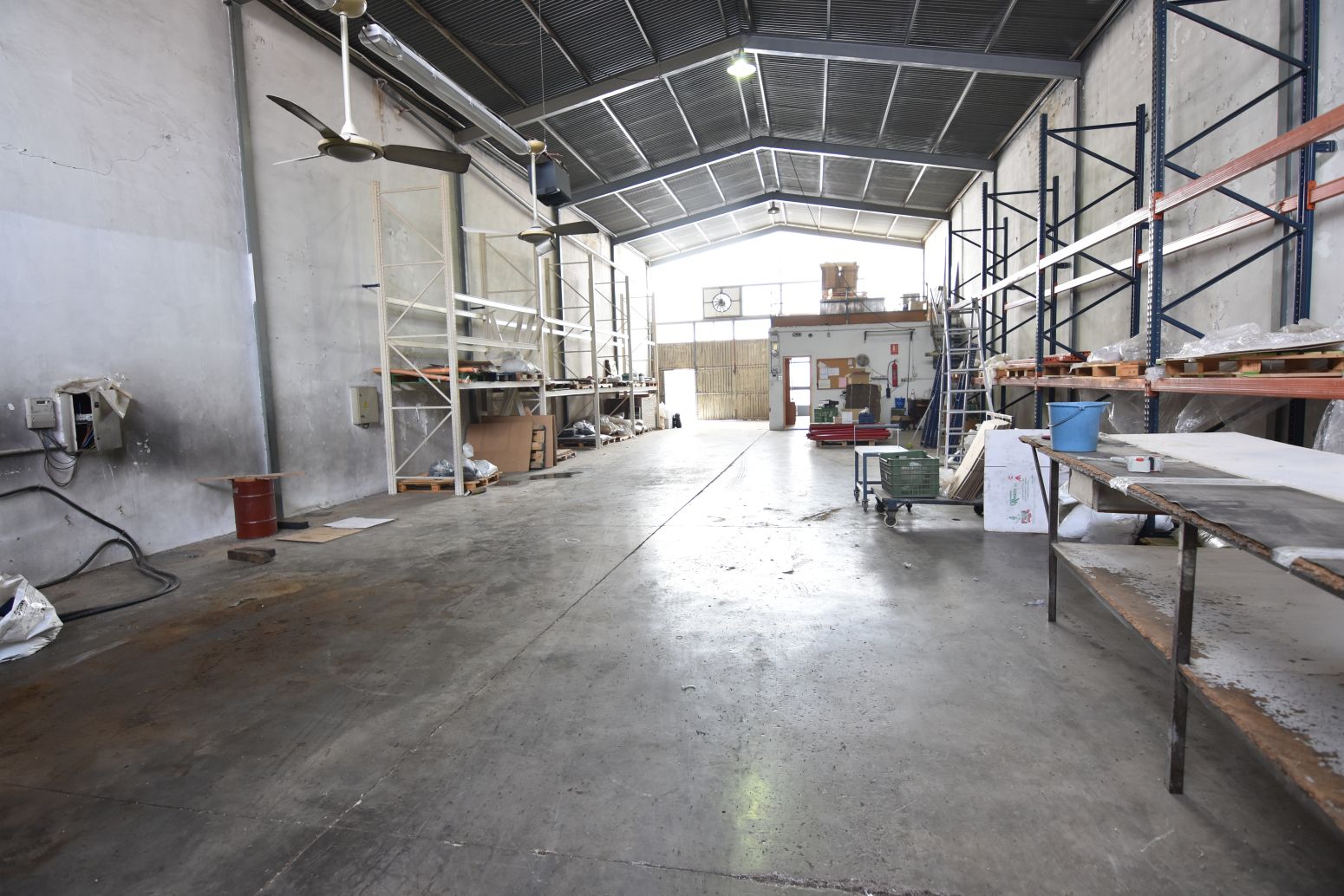 Nau industrial en venda en Aspe