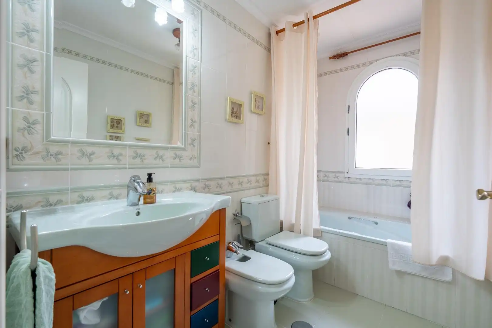 Bathroom of Houses for sale in Roquetas de Mar  with Air Conditioner, Private garden and Terrace