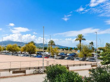 Apartamento con ascensor en venta en Carrer DELTA MUGA II