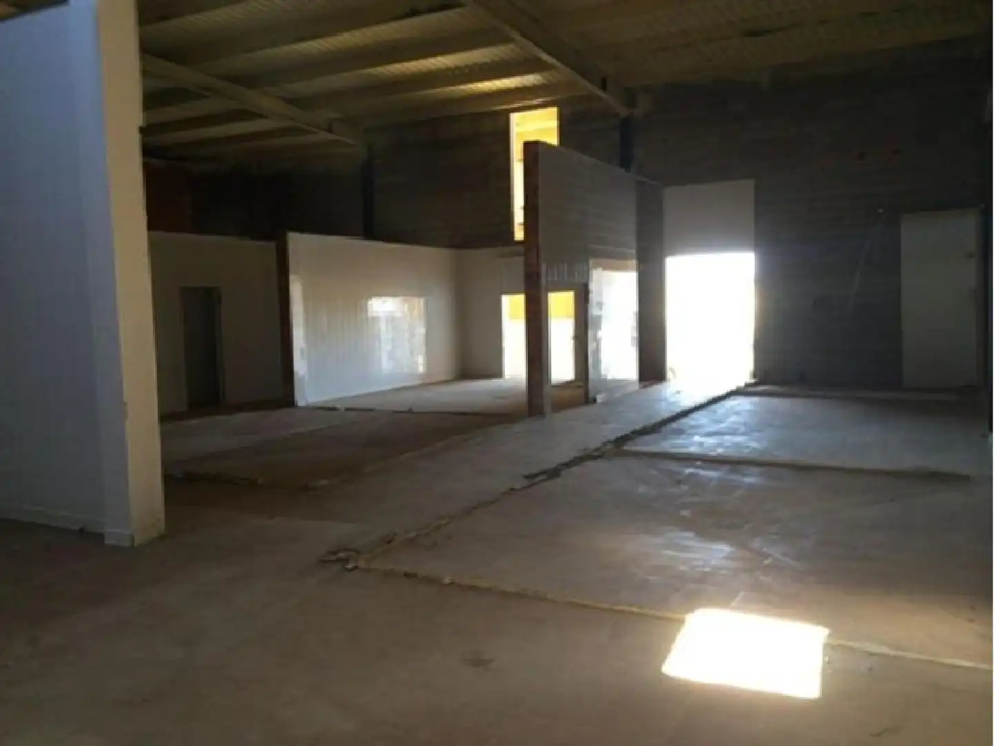 Industrial building for sale in Cabeza del Buey, imagen 7
