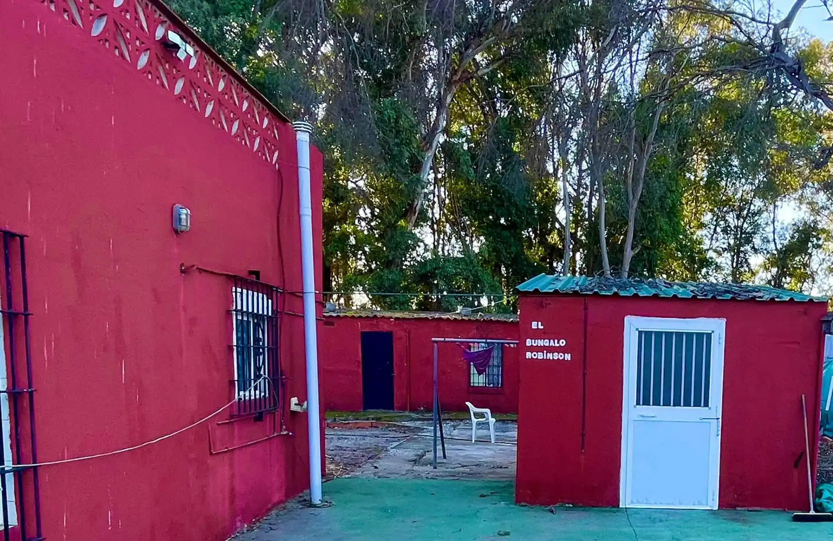 Exterior view of Houses for sale in La Línea de la Concepción