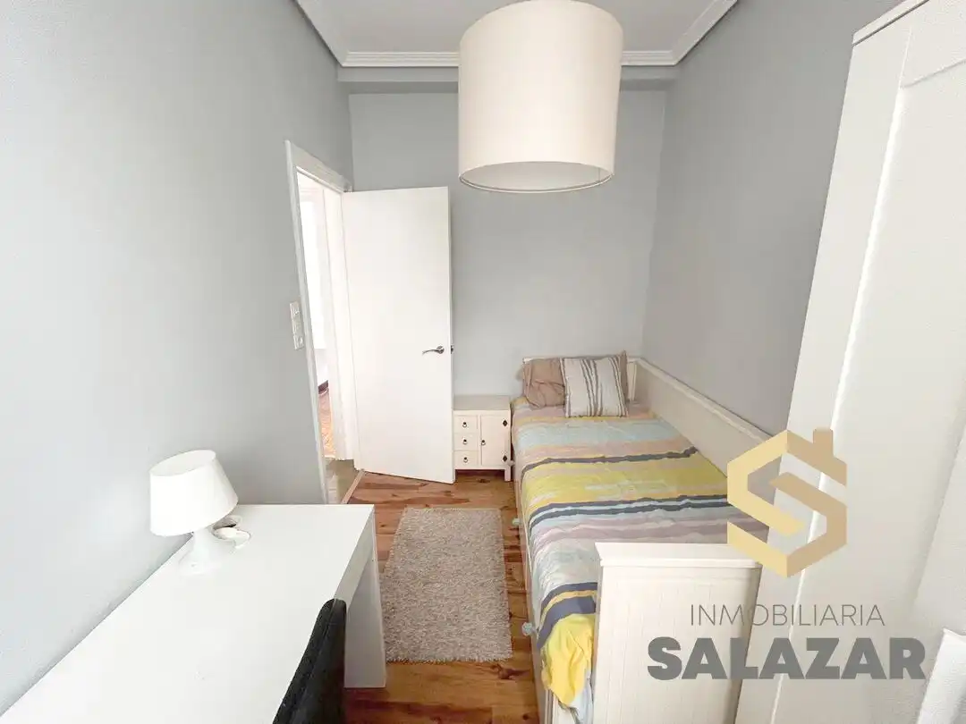 Habitación de Piso de alquiler en Bilbao  con Calefacción