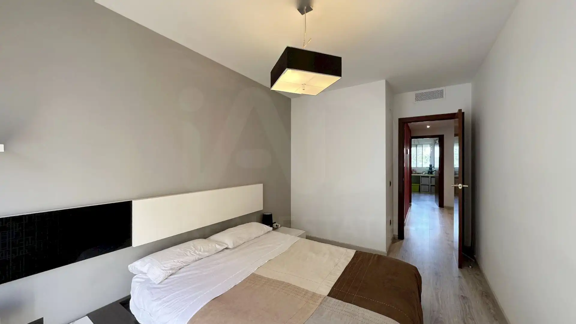 Dormitori de Pis en venda en Tortosa amb Aire condicionat, Calefacció i Terrassa