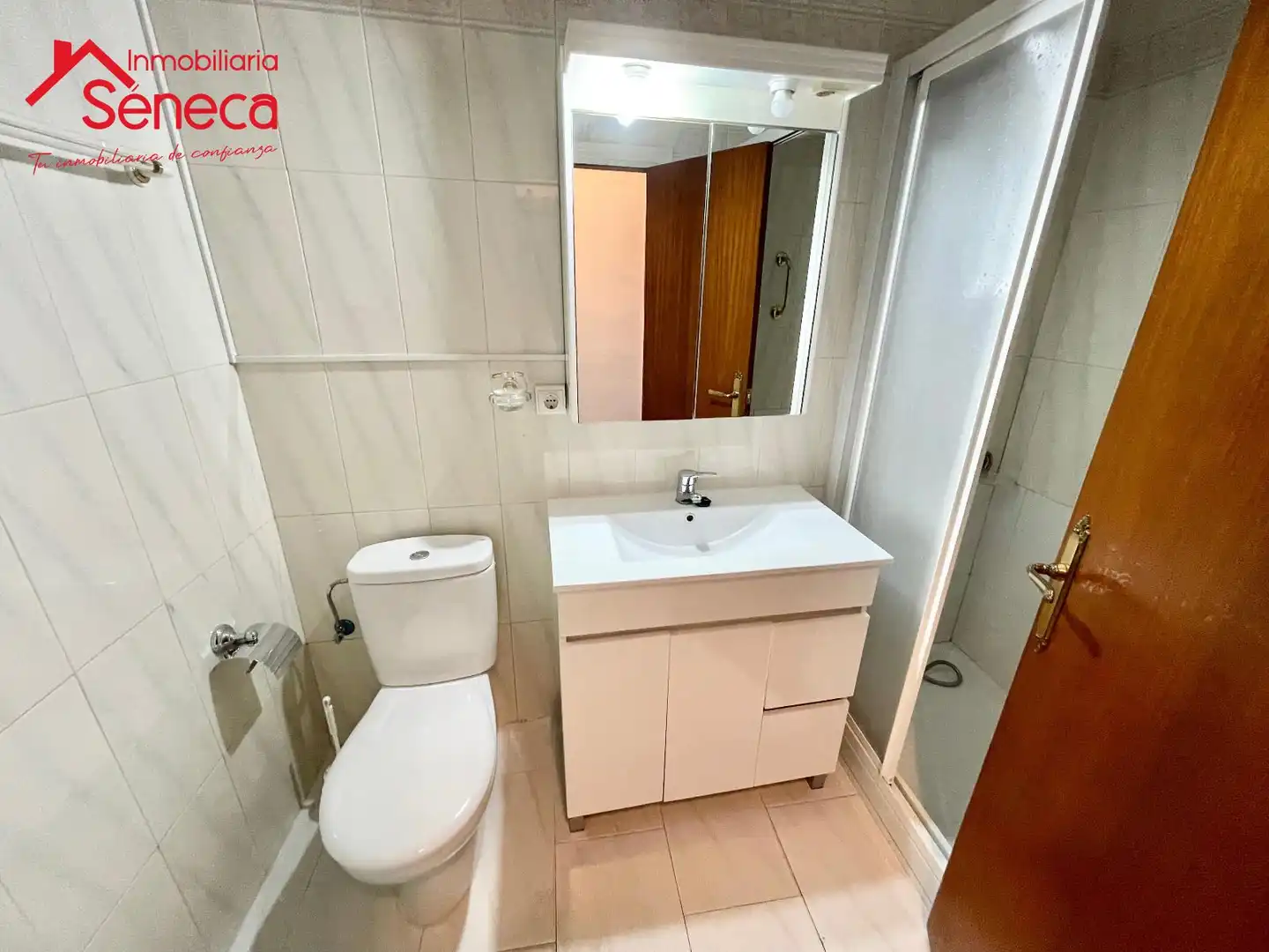Badezimmer von Wohnung zum Verkauf in Córdoba mit Klimaanlage, Heizung und Terrasse