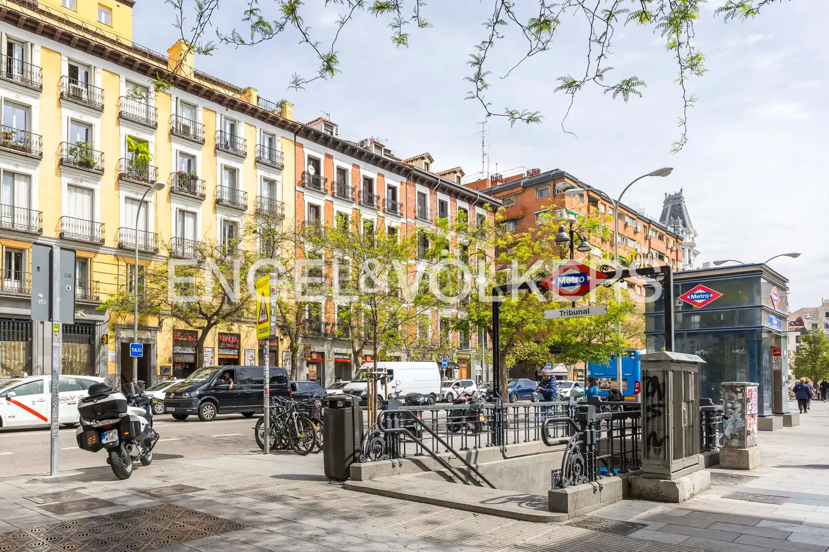Vista exterior de Apartamento de alquiler en Madrid con Aire acondicionado, Calefacción y Terraza