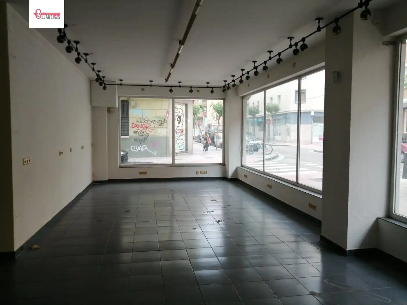 Local comercial en venta en Calle DIEGO LAINEZ, imagen 5