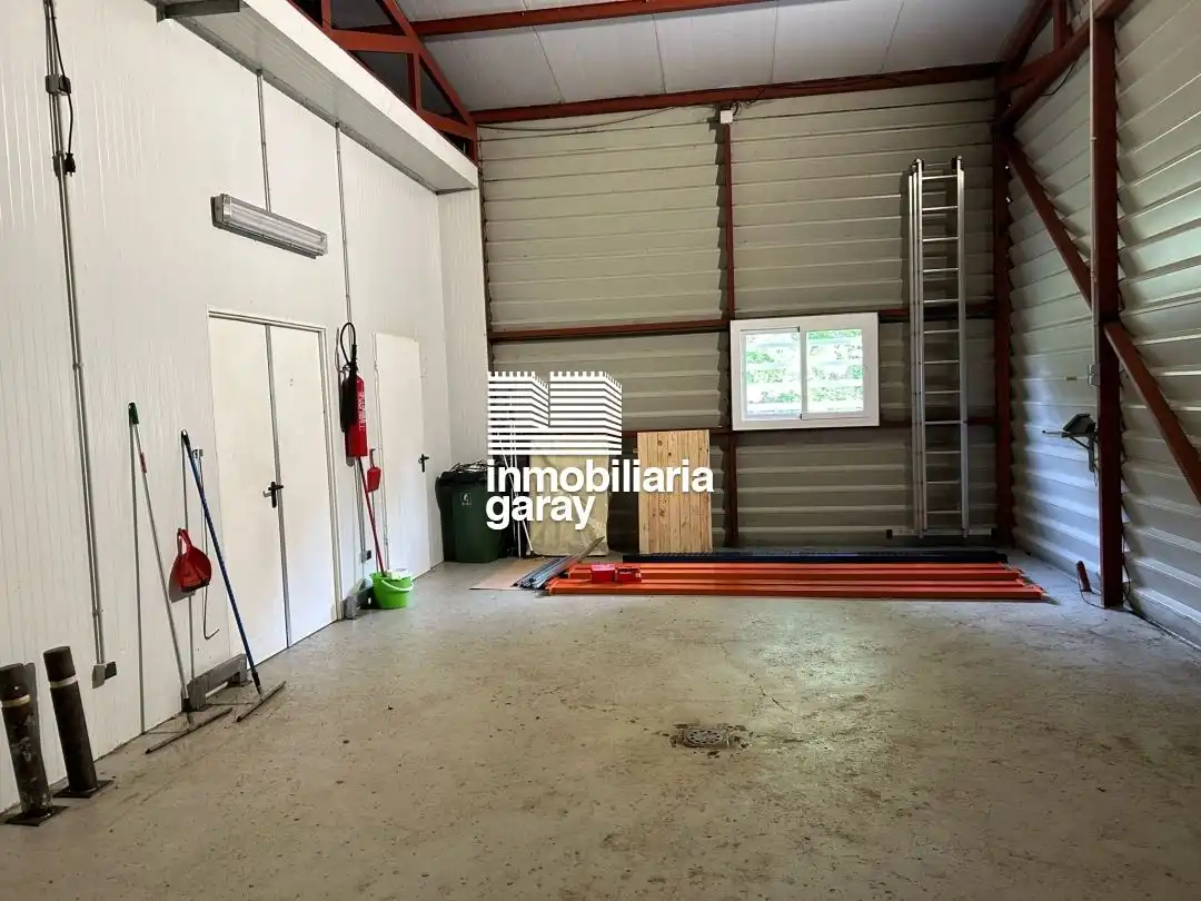 Nave industrial en venta en Merindad de Sotoscueva