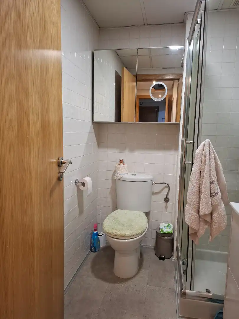 Baño de Piso en venta en Mairena del Aljarafe con Aire acondicionado, Calefacción y Jardín privado