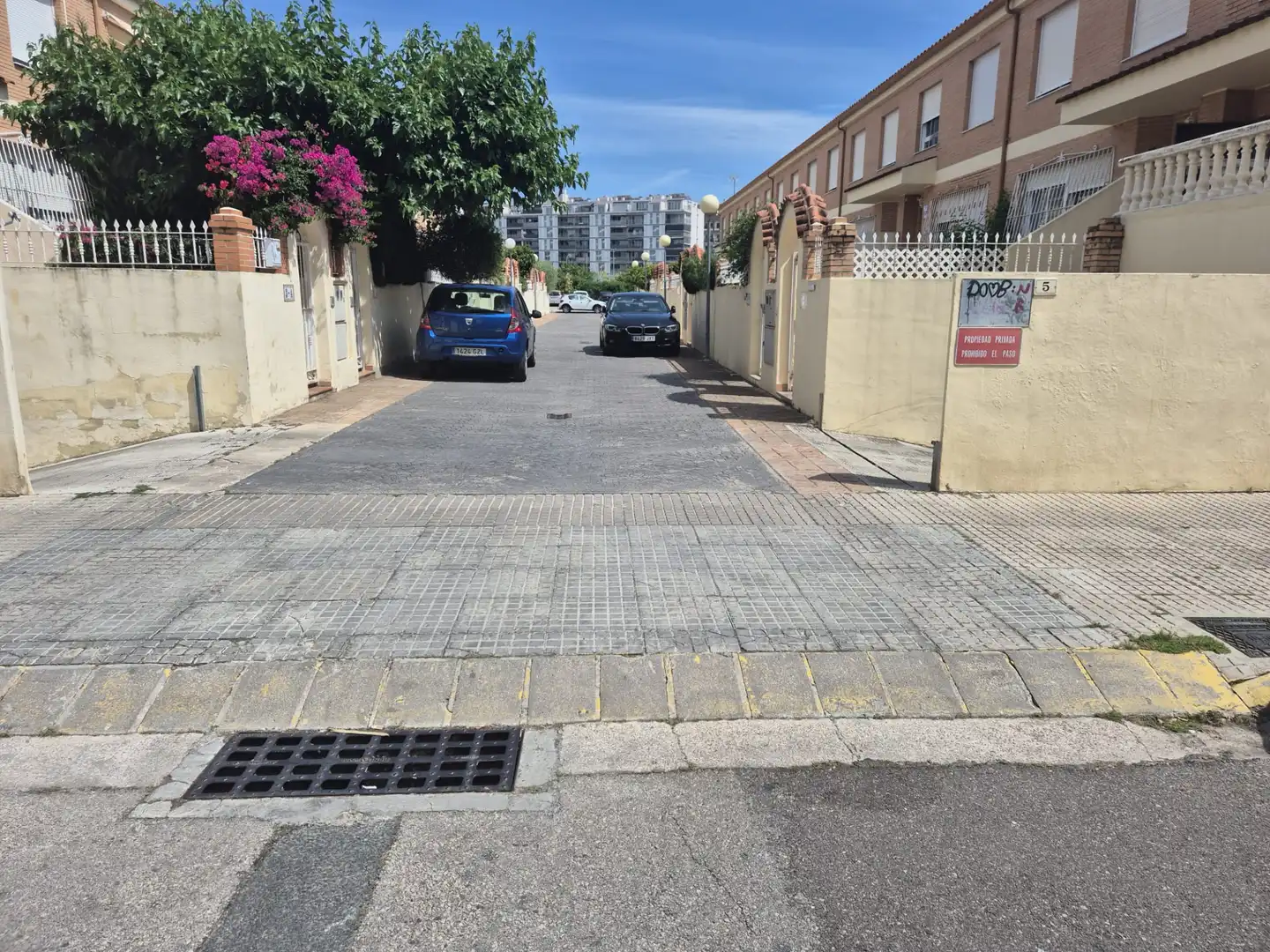 Parking de Casa adosada en venta en Gandia con Terraza y Trastero