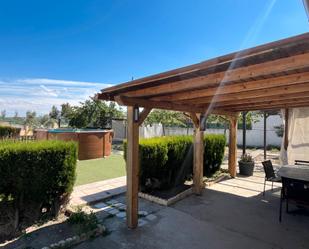 Terrassa de Casa o xalet en venda en Pastriz amb Calefacció, Jardí privat i Terrassa