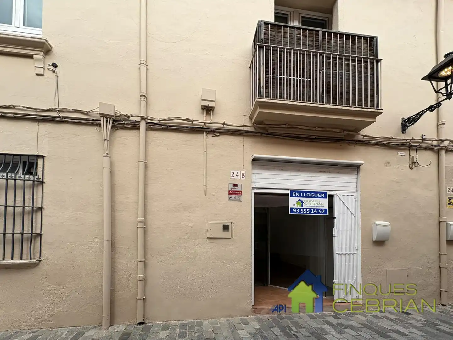 Locale commerciale in affitto a Doctor Corbera 24, imagen 2
