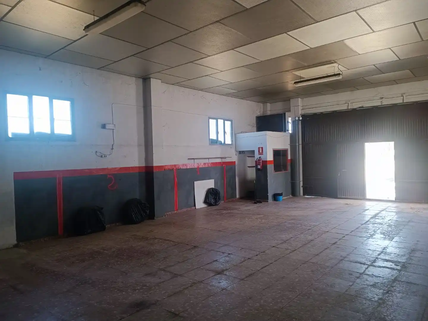 Local en venta en Cuevas Bajas