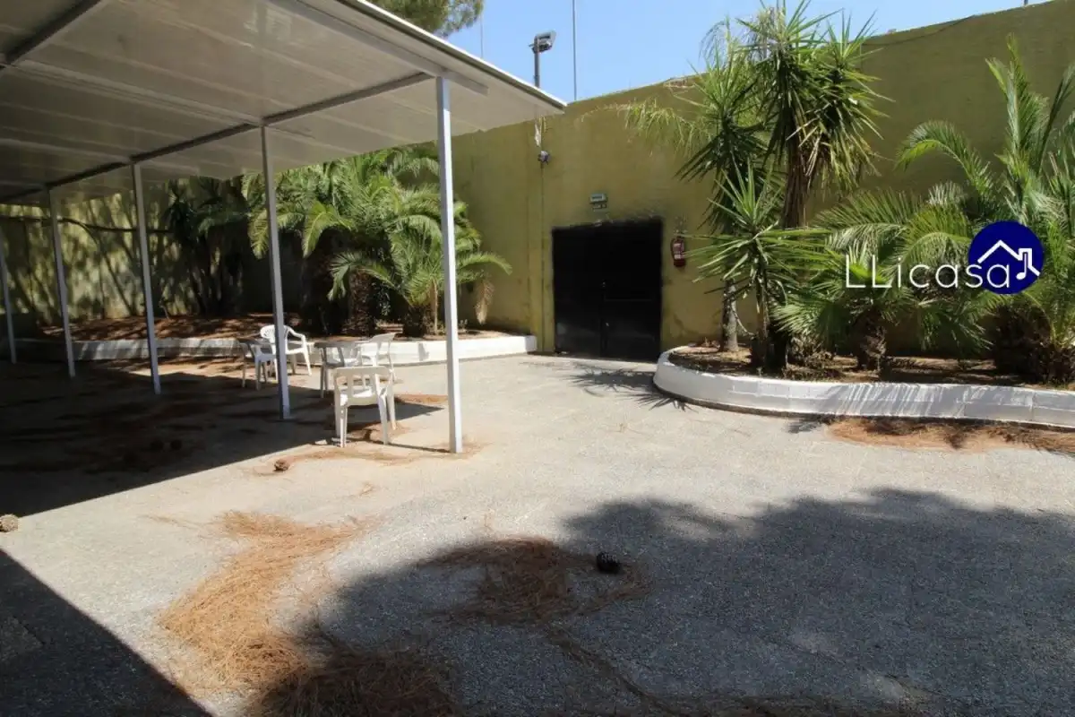 Geschaftsraum zum Verkauf in La Pobla de Vallbona mit Klimaanlage