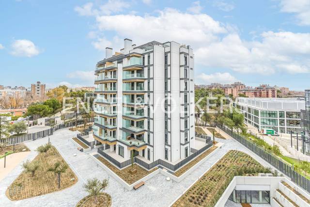Apartamento en Alquiler en Calle de Mesena en Pinar del Rey