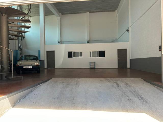 Nave industrial en Venta en Avinguda Francesc Sanllehí i B., 23 en Malgrat de Mar