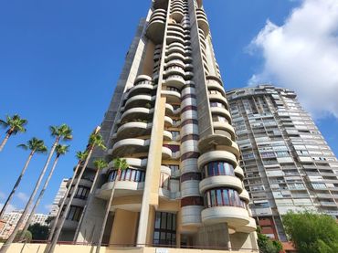 Appartement avec piscine à vendre à Avda/Municipi 6