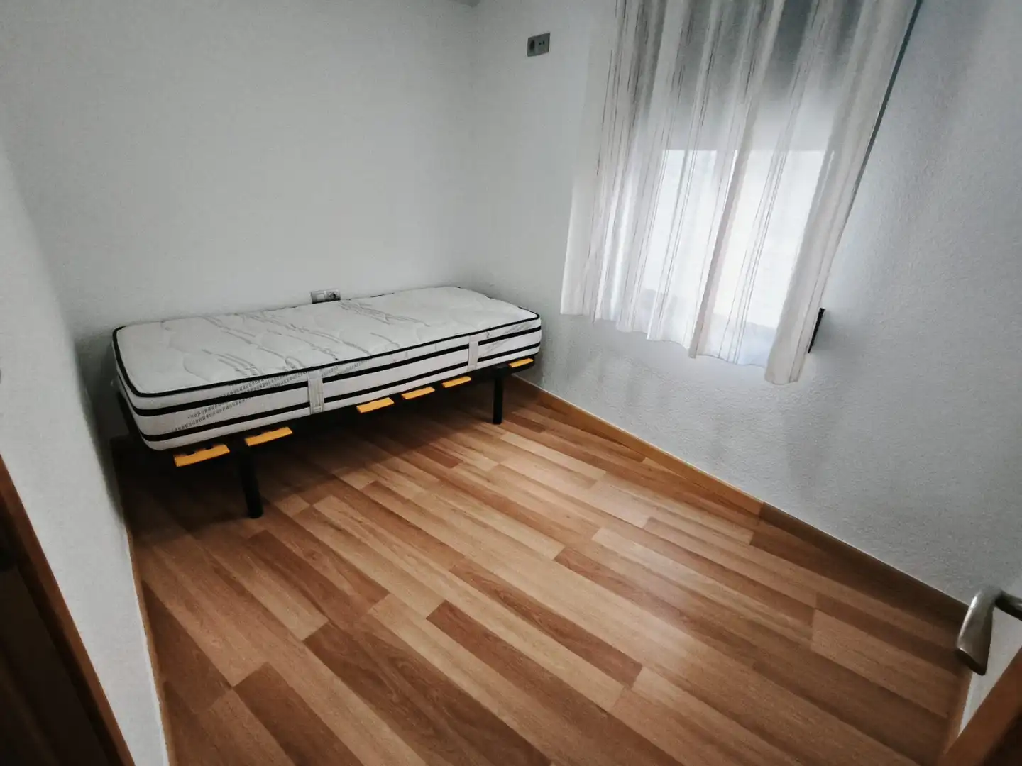 Bedroom of Flat for sale in Córdoba  with Air Conditioner