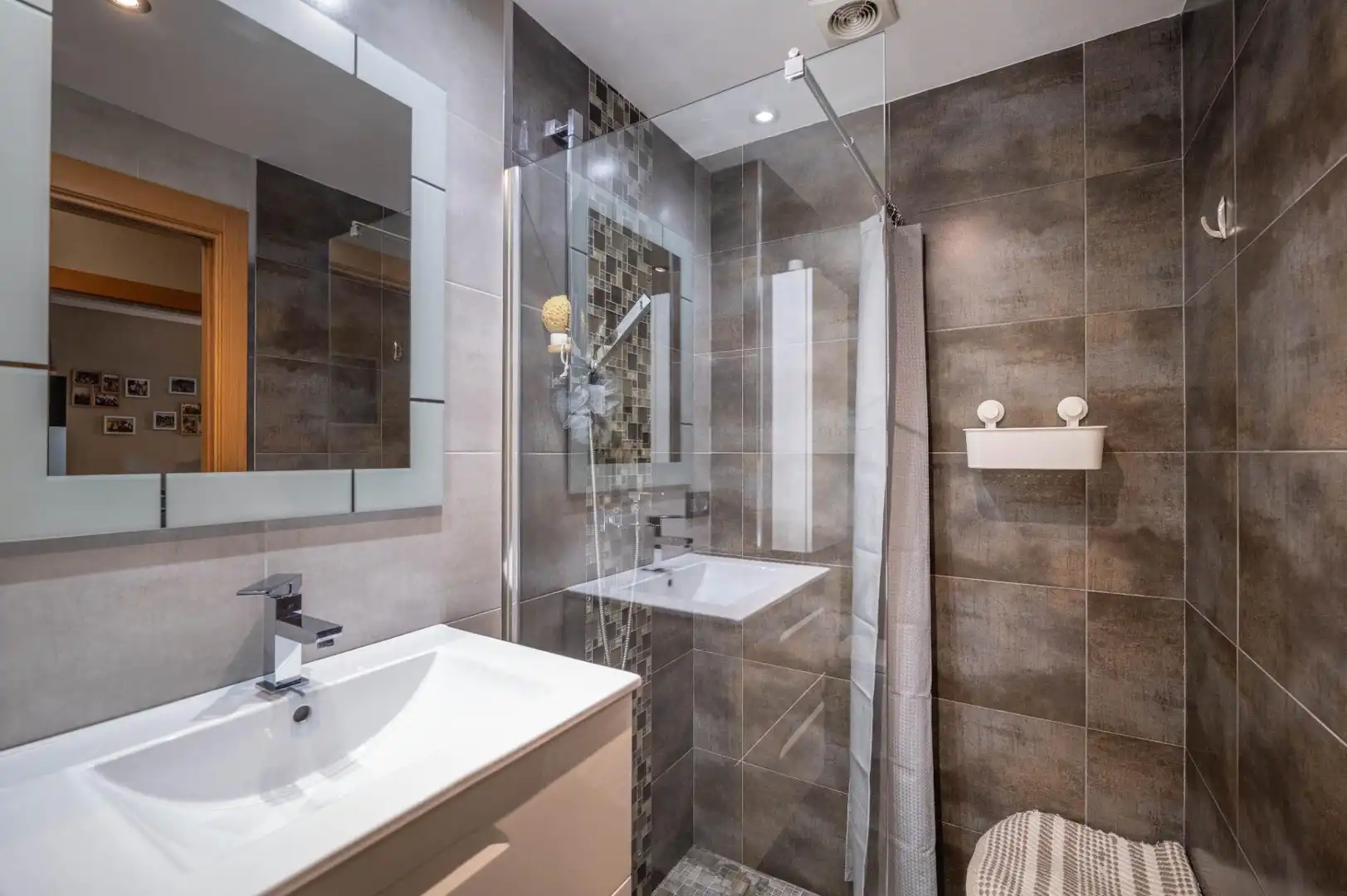 Badezimmer von Wohnungen zum Verkauf in Armilla mit Terrasse und Balkon