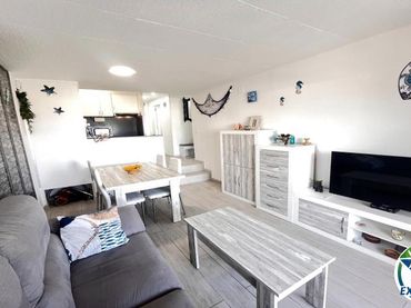 Mini appartamento con balcone in vendita a Carrer Badia-Gran Reserva 10
