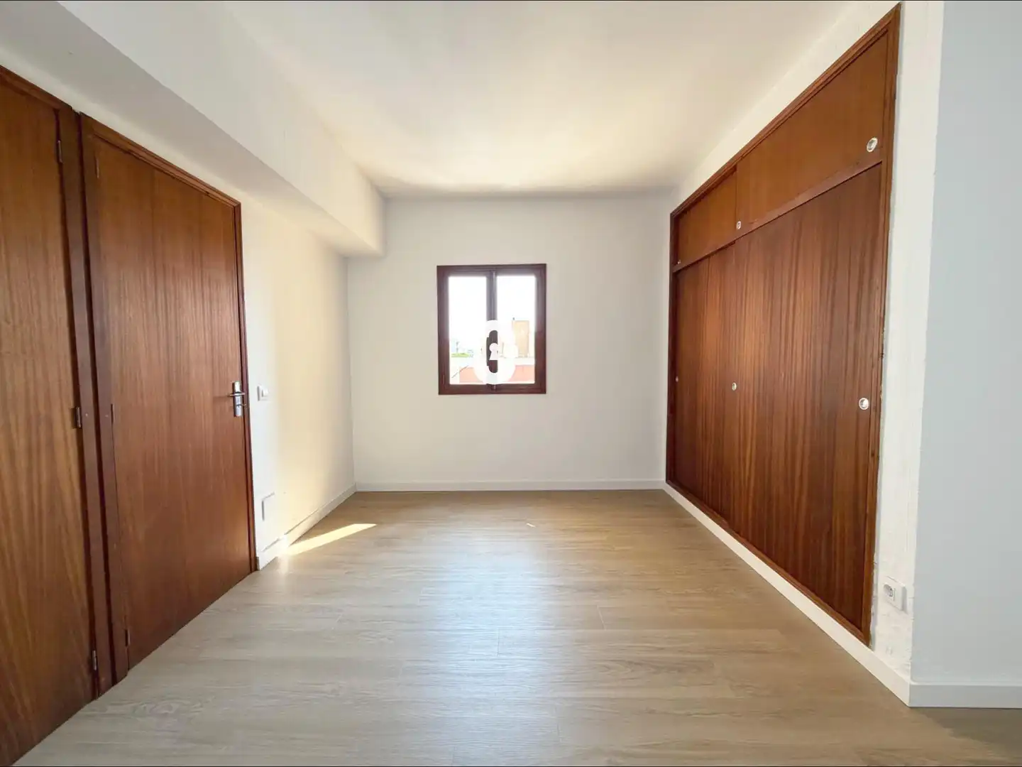 Habitación de Piso en venta en Inca con Parquet y Balcón