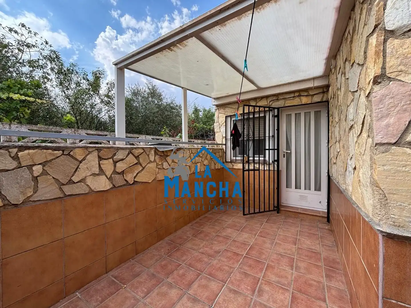 Terrassa de Casa o xalet en venda en Albacete amb Aire condicionat, Jardí privat i Traster