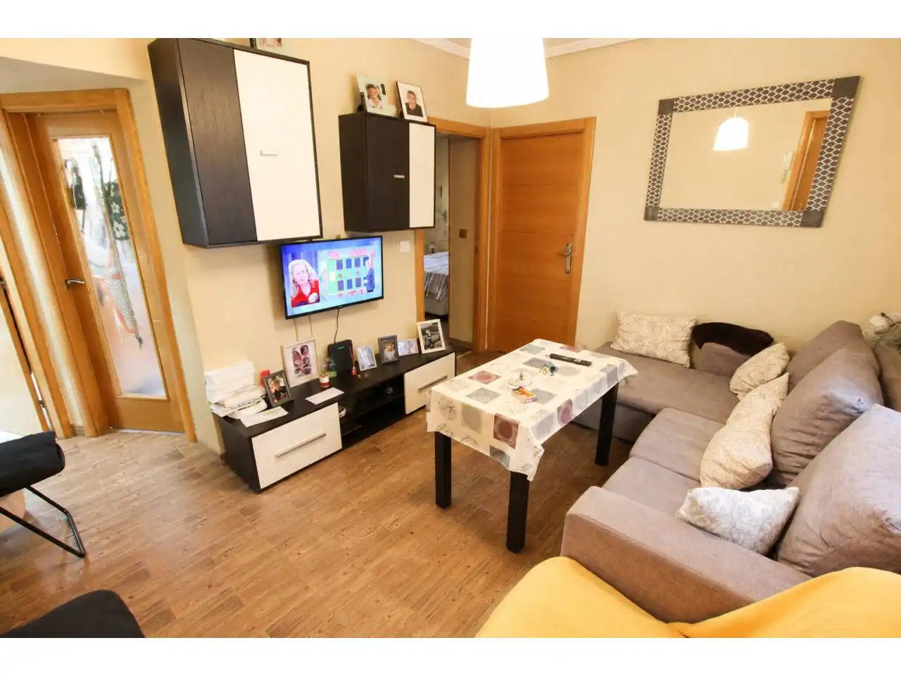 Living room of Flat for sale in Madrid