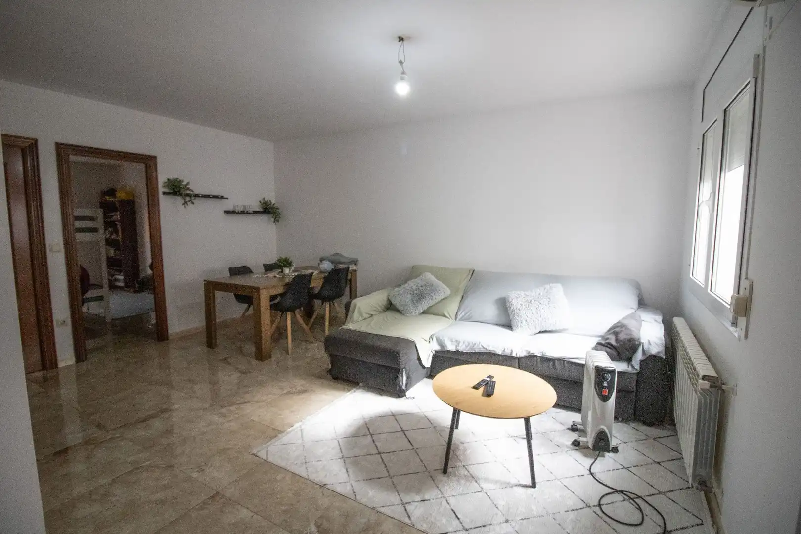 Living room of Houses for sale in Figueres  with Air Conditioner, Heating and Terrace