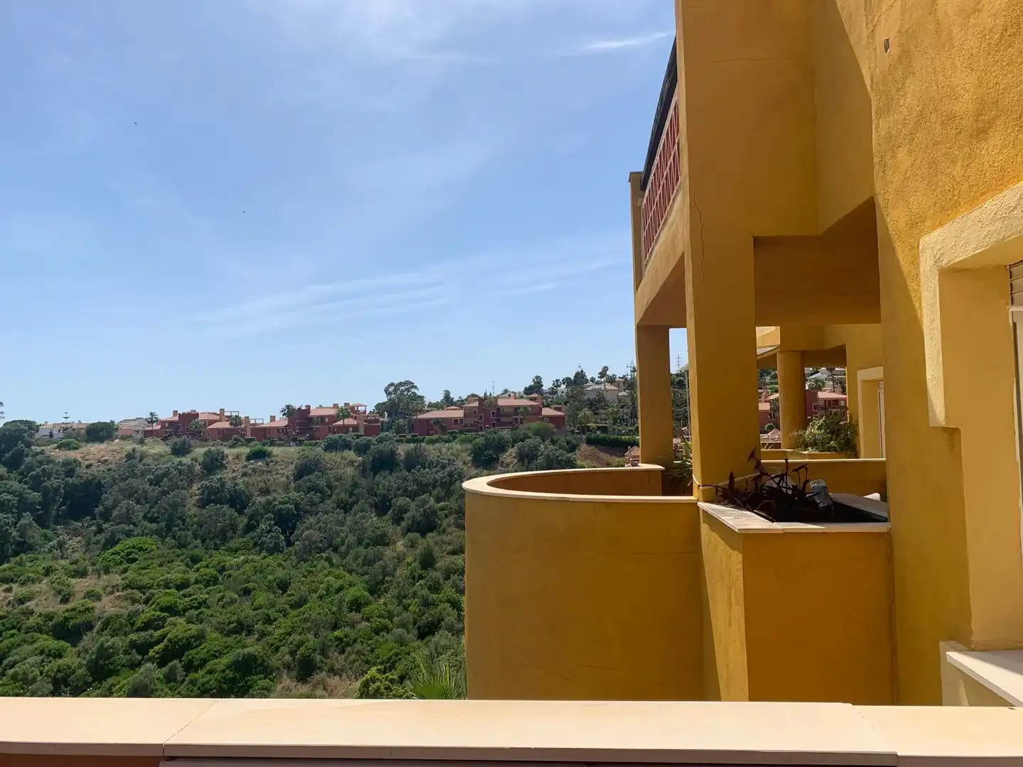 Vista exterior de Piso en venta en Marbella con Aire acondicionado, Jardín privado y Terraza