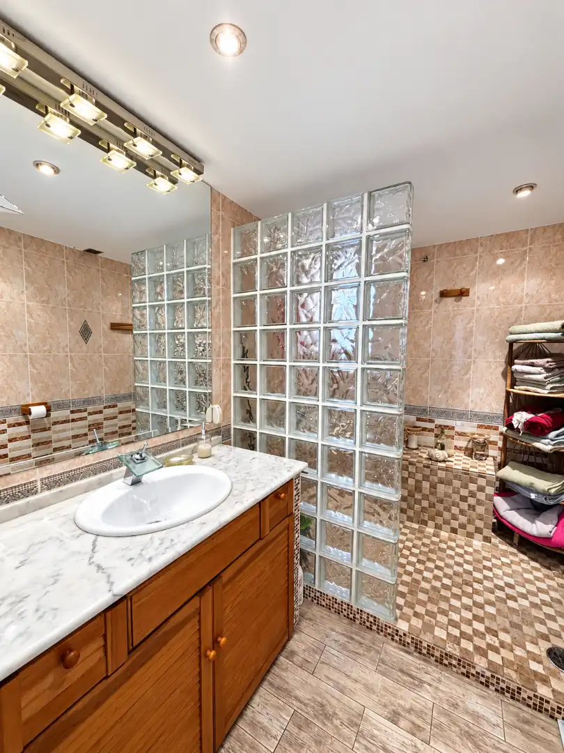 Flat with lift for sale in El Pinillo, imagen 9