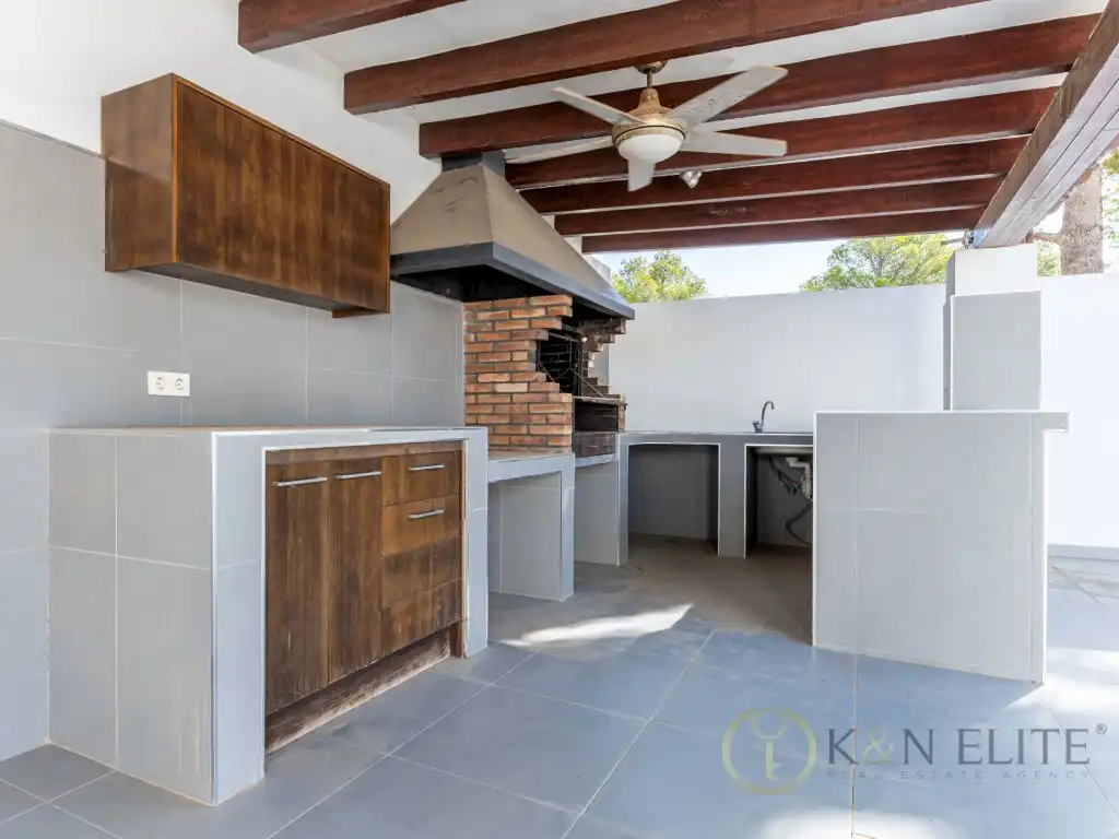 Casa con piscina en venta en Avenida Coloma, imagen 9