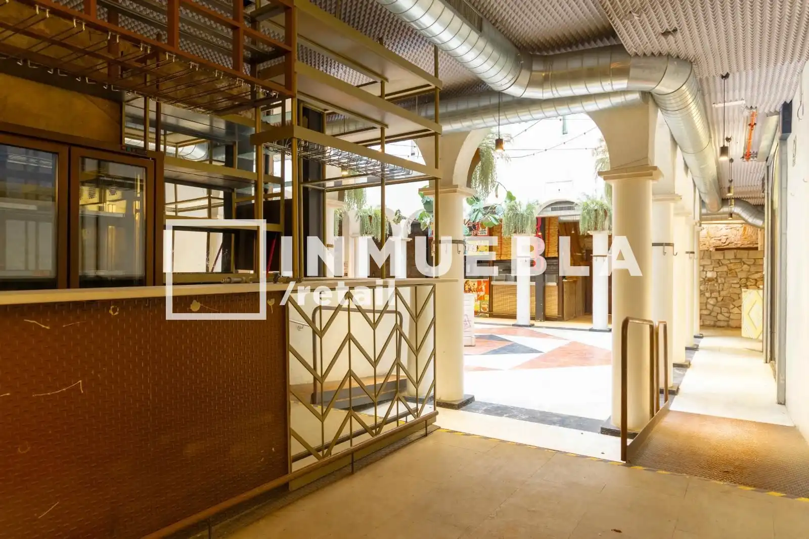 Commercial properties for rent in Barcelona  with Air Conditioner and Alarm
