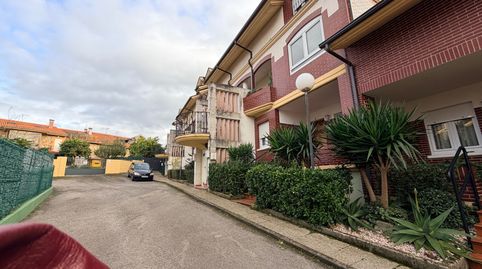 Foto 2 de Dúplex de lloguer a Calle Barrio Sierrapando, 564, Sierrapando, Torrelavega