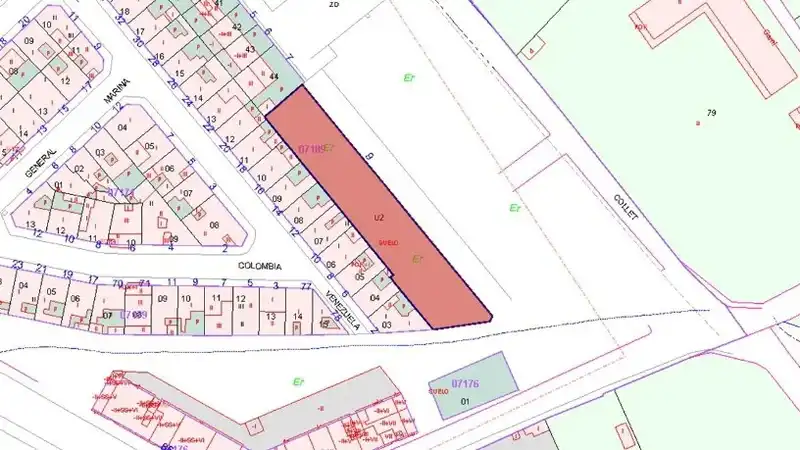 Terreny residencial en venda a Plaça de Jaume Ribes