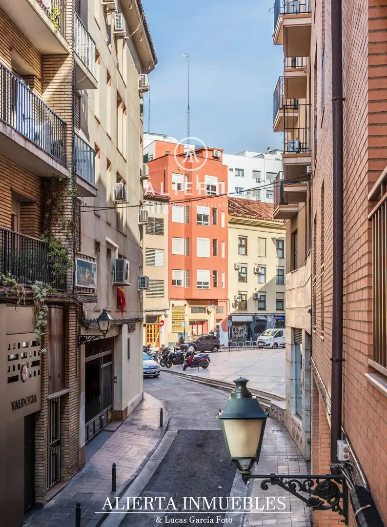 Exterior view of Flat for sale in Zaragoza  with Heating