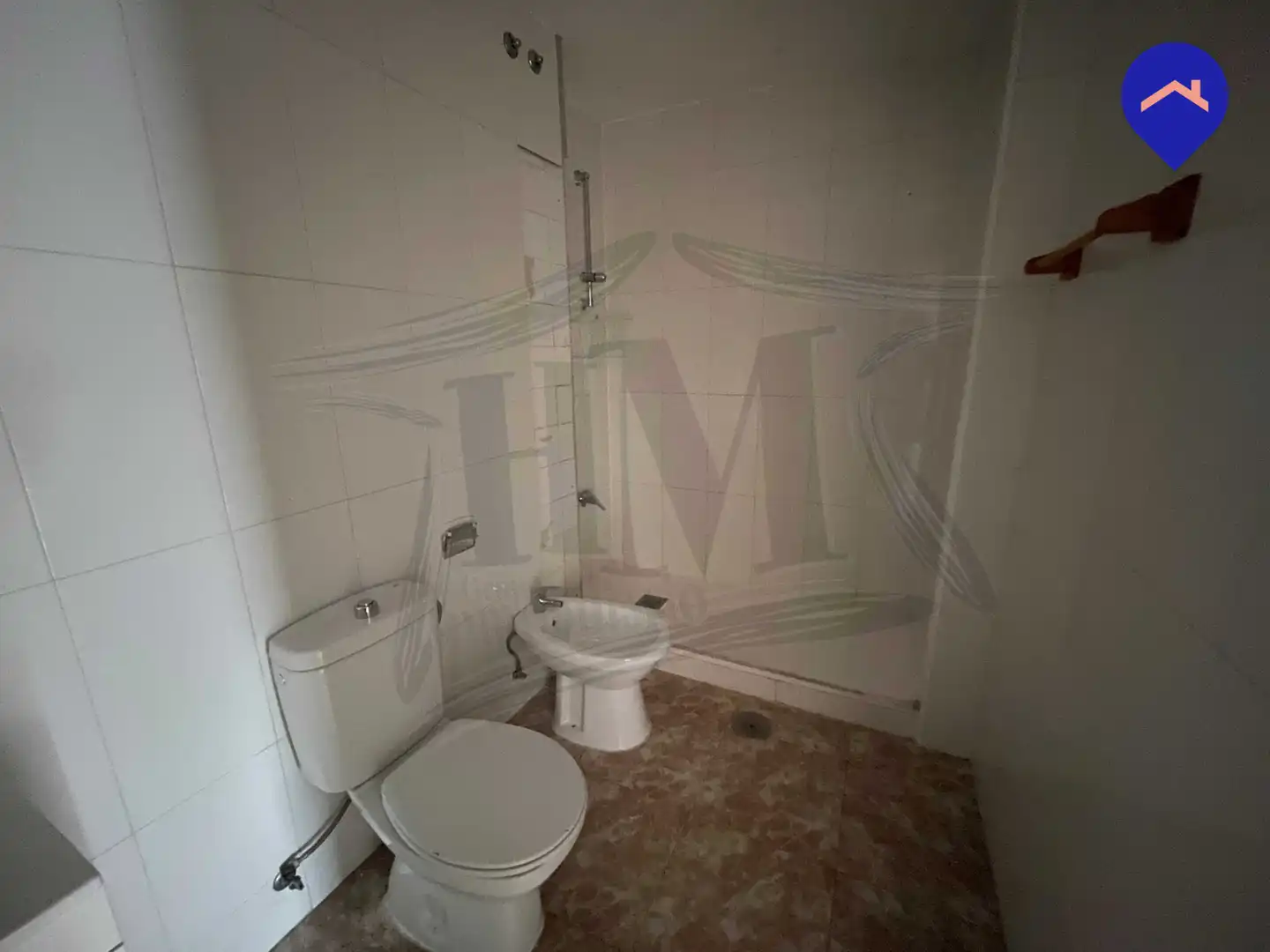 Baño de Piso en venta en Madrid con Calefacción, Terraza y Balcón