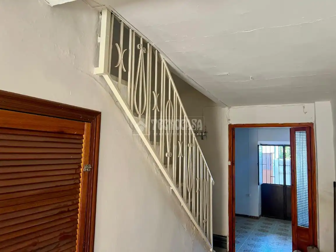 Casa adosada en venta en Baeza con Aire acondicionado y Terraza
