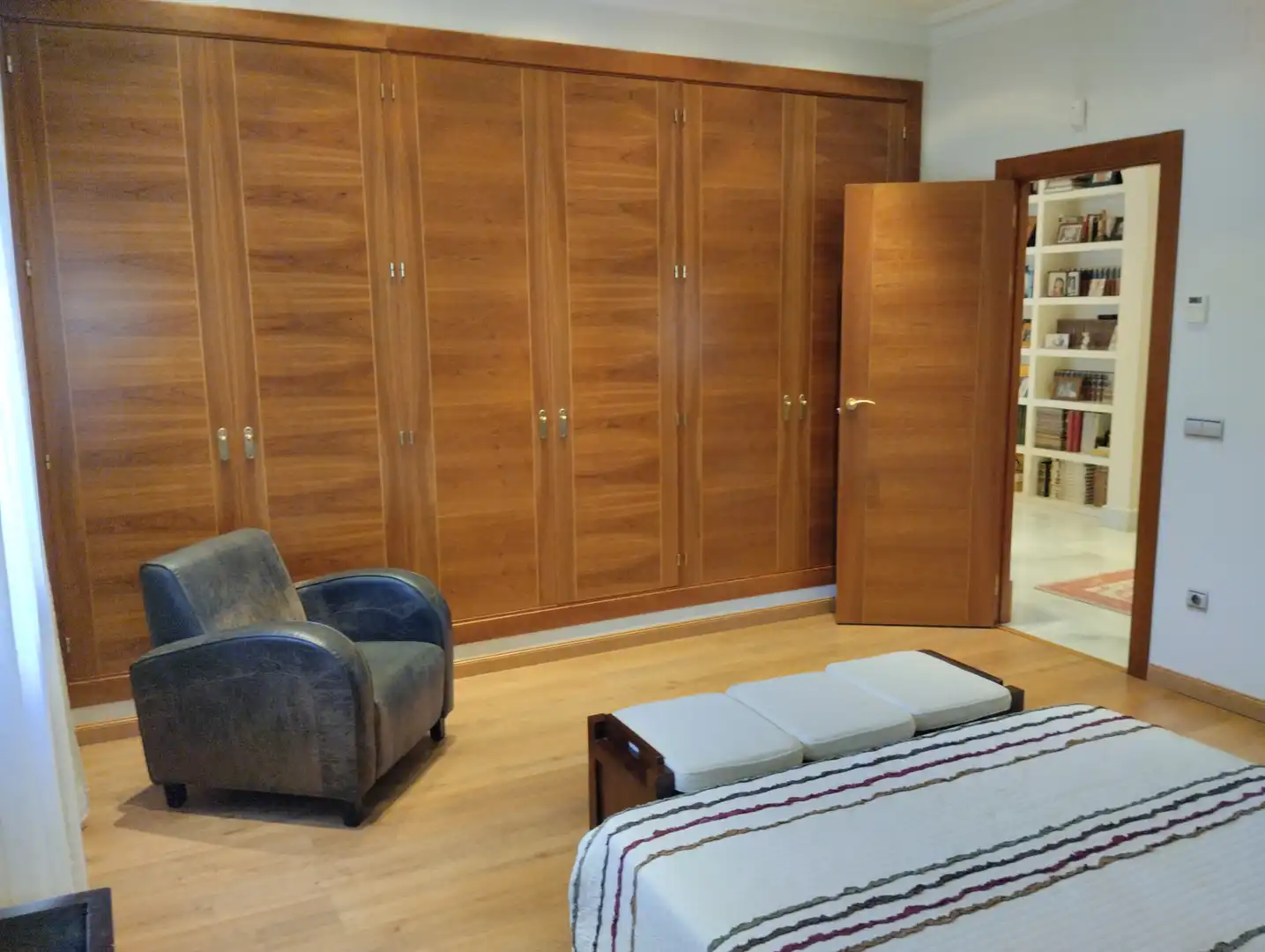 Bedroom of Houses for sale in El Escorial  with Air Conditioner, Heating and Private garden
