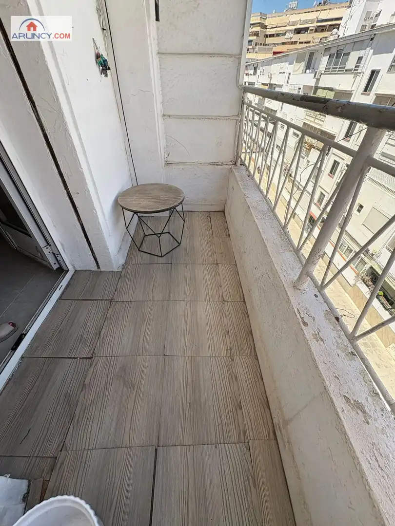 Terraza de Piso de alquiler en Sevilla con Aire acondicionado y Balcón