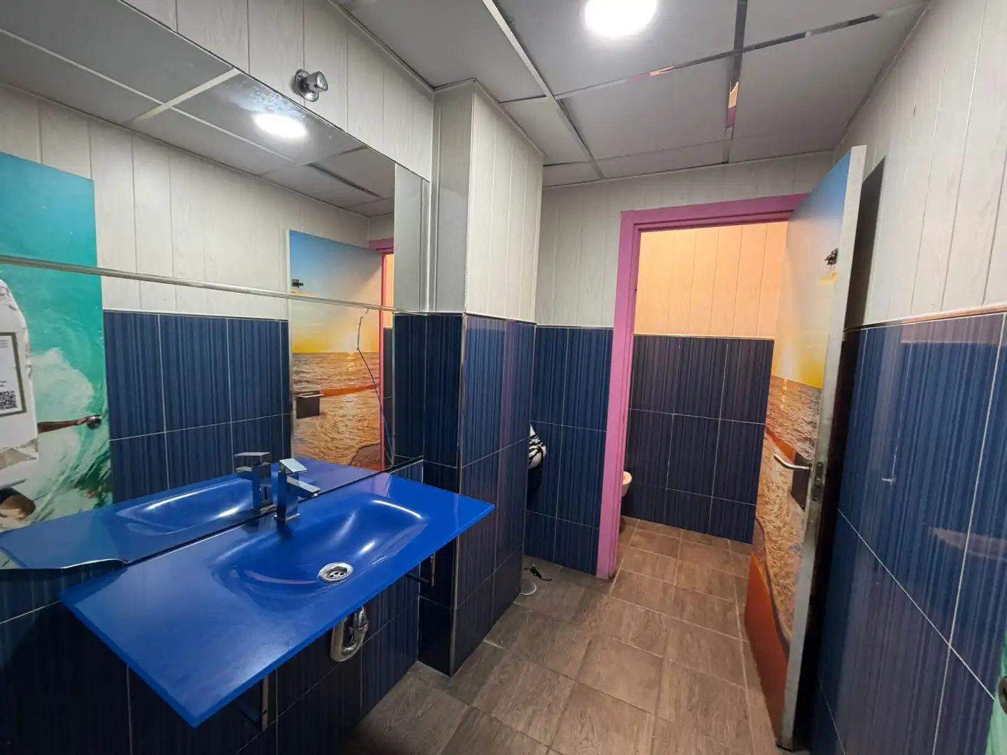 Badezimmer von Geschaftsraum zum Verkauf in Vélez-Málaga mit Klimaanlage und Heizung